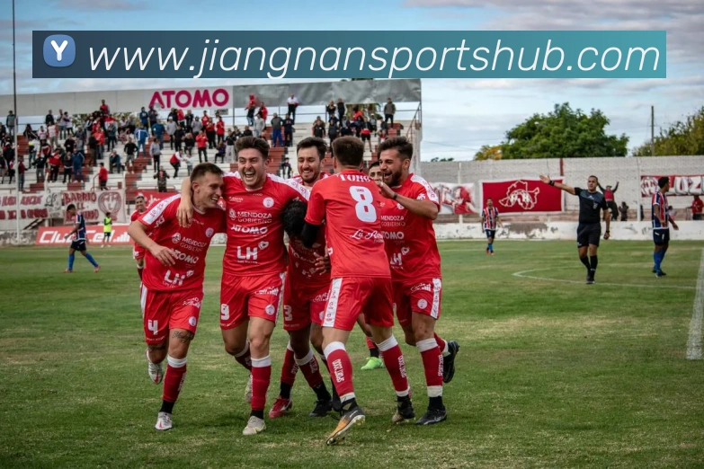 恩凯提亚腿筋受伤将缺阵一段时间西汉姆转会计划泡汤