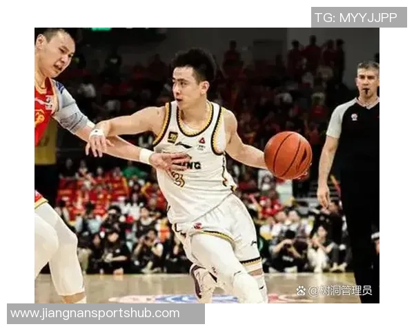 文班双手封盖展现强悍防守紧接连续三分助队打出15-0强势反击 文班双手封盖展现强悍防守紧接连续三分助队打出15-0强势反击